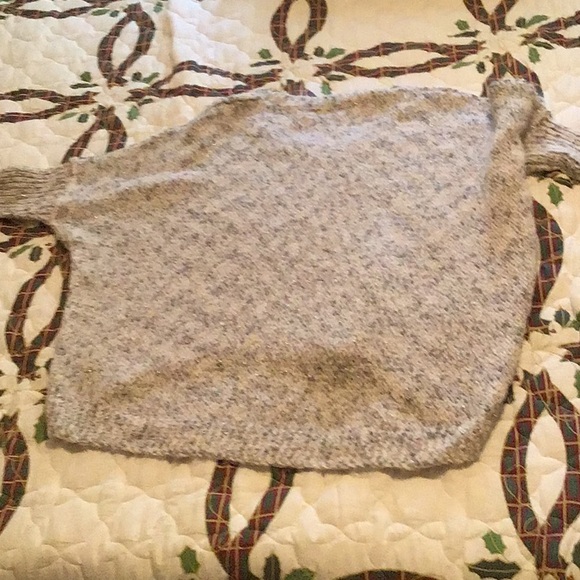 Sweater - Picture 3 of 3